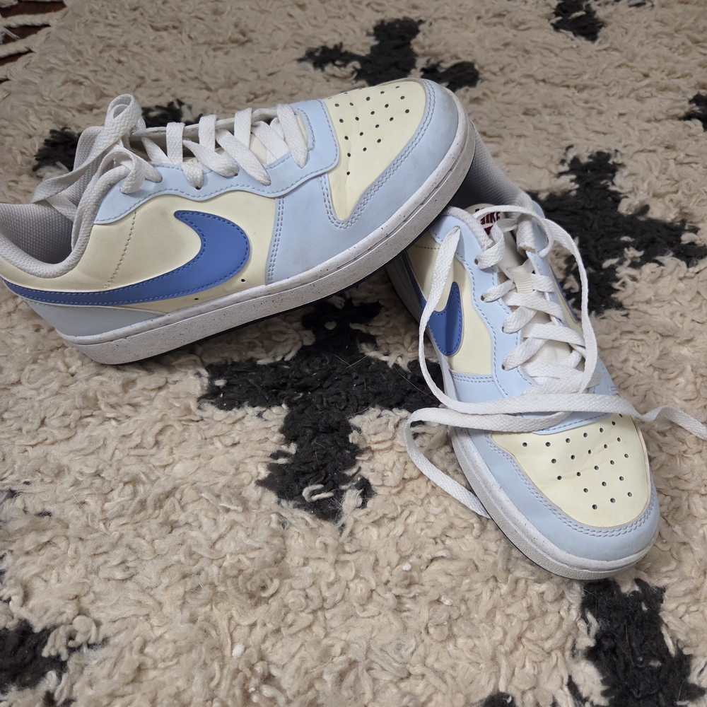 Nike Kids Sneakers - Blue and Cream